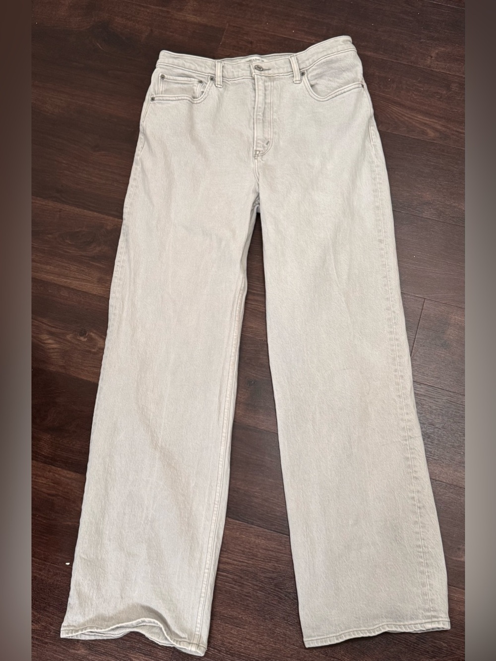 Abercrombie & Fitch High Rise 90s Relaxed Jean Grey Wash Size 29 / 8R